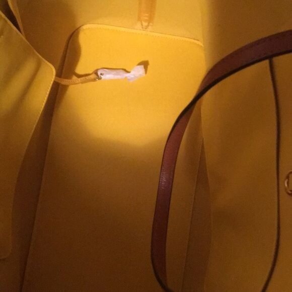 Michael Kors CITRUS stripe jet set travel tote NWT - Picture 6 of 6